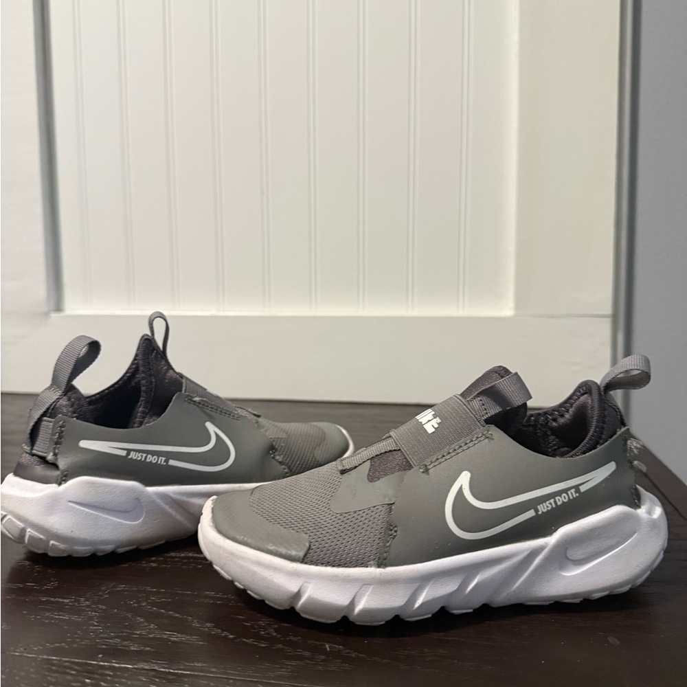 Nike Kids Gray and White Sneakers